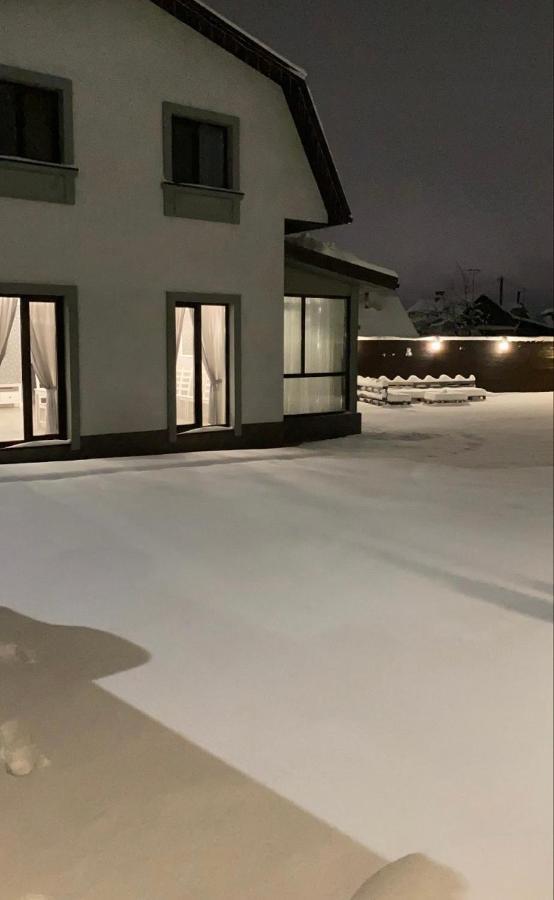Shale Na Polotskoy Villa Bobruisk ภายนอก รูปภาพ